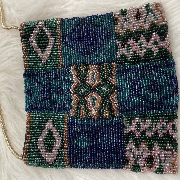 Beaded Crossbody Bag - Picture 3 of 7